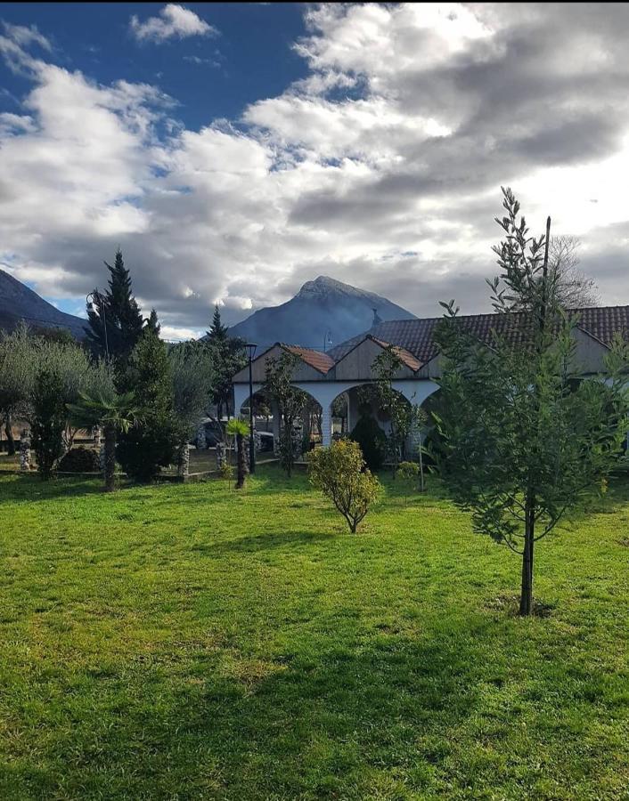 Guesthouse Lord Byron Tepelene Dış mekan fotoğraf