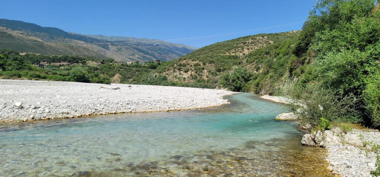 Guesthouse Lord Byron Tepelene Dış mekan fotoğraf